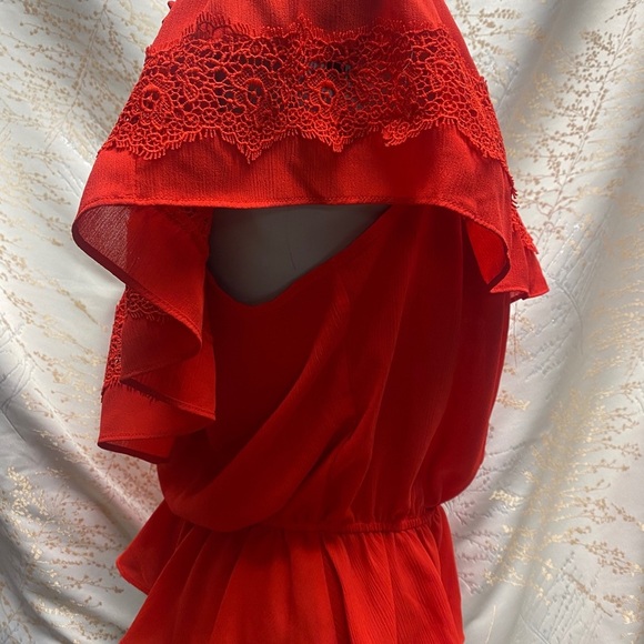 ❤️❣️Off Shoulder Sleeveless Top❣️❤️ - Picture 9 of 10